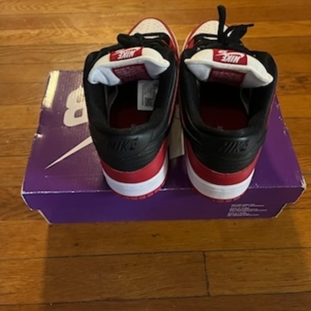Nike Dunks - Picture 4 of 8